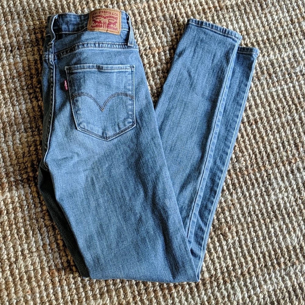 Levi Jeans - medium wash